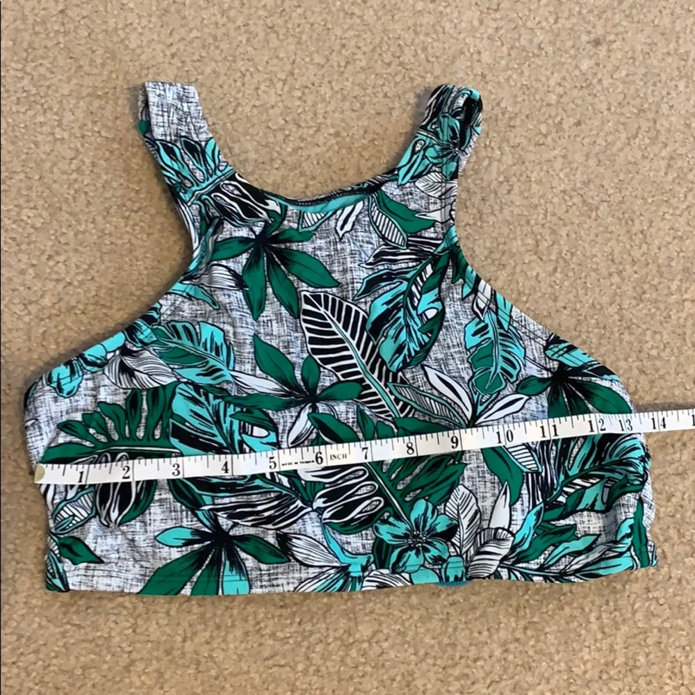 Halter bathing suit Top - Picture 3 of 6